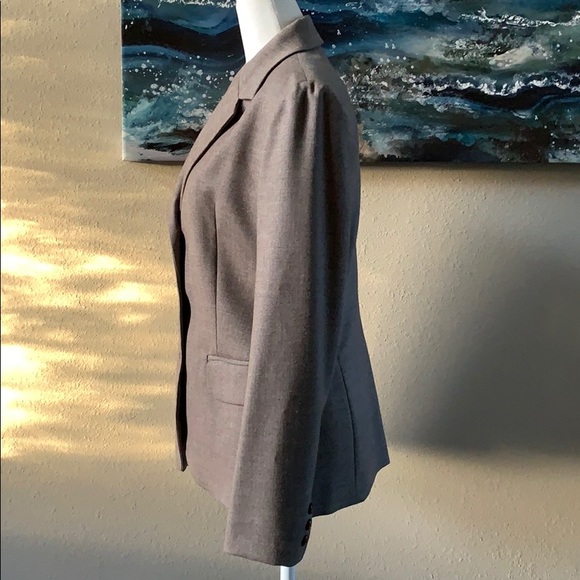 Jacket - Picture 3 of 8